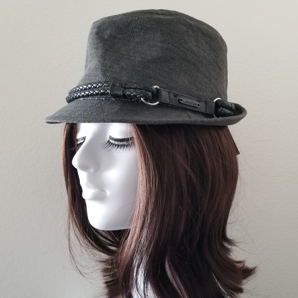 NEW Calvin Klein women grey hat